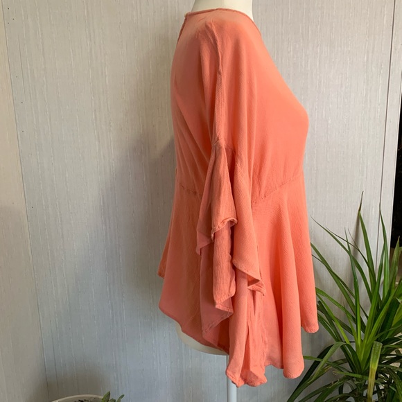 CHELSEA & THEODORE Peach boho asymmetrical top - Picture 5 of 14